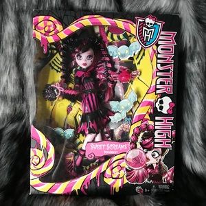 Monster High Sweet Screams Draculaura Rare In Box